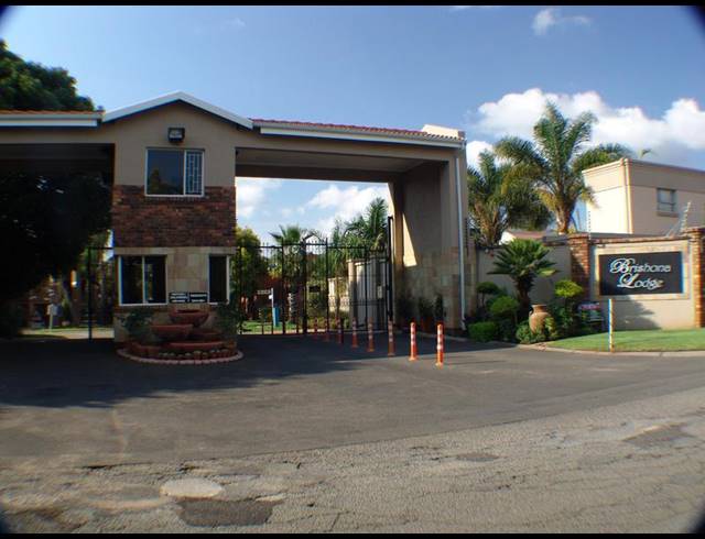 4 BEDROOM CLUSTER FOR SALE IN BRENTWOOD